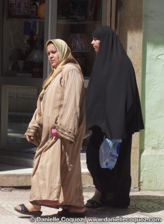 AUX FEMMES DE TLEMCEN, ALGERIE